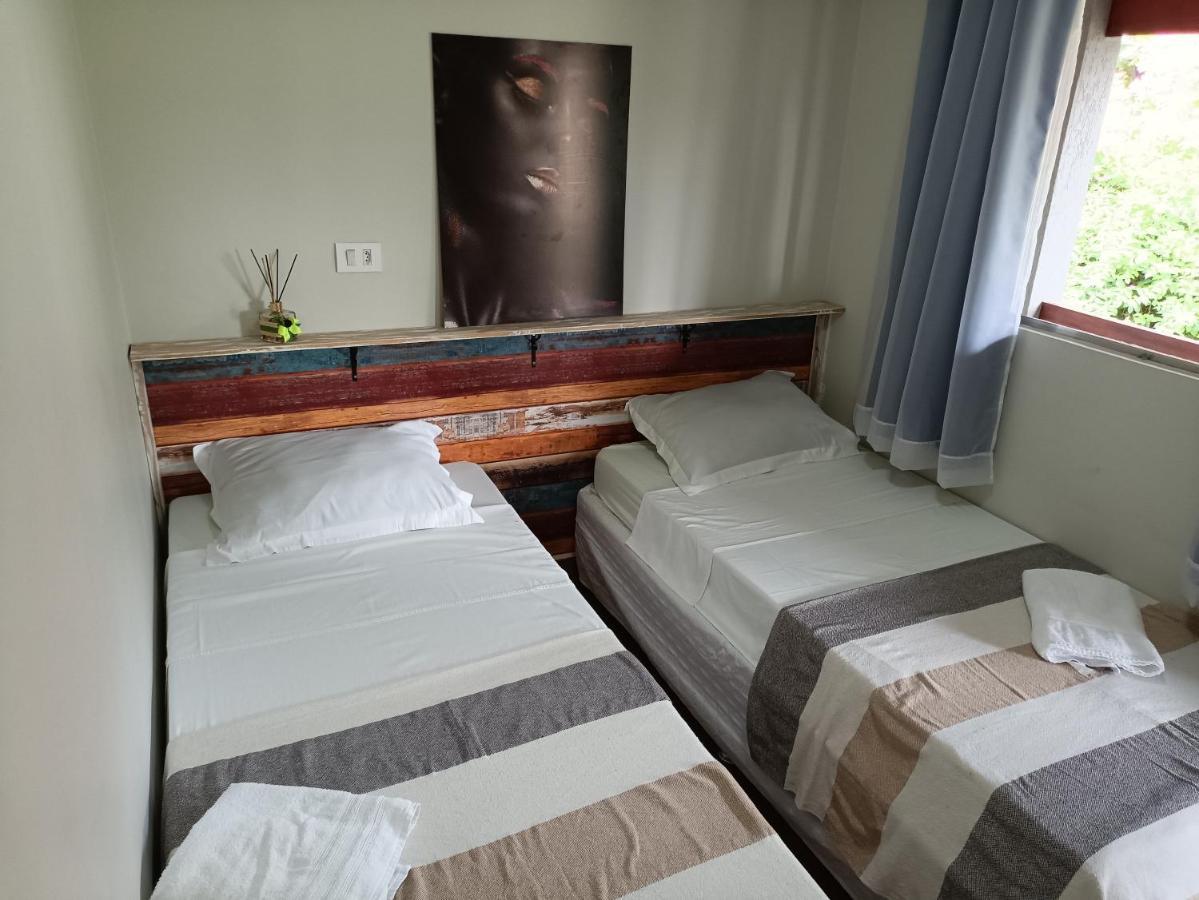 Alpha Hospedaria & Hostel 隆德里纳 外观 照片